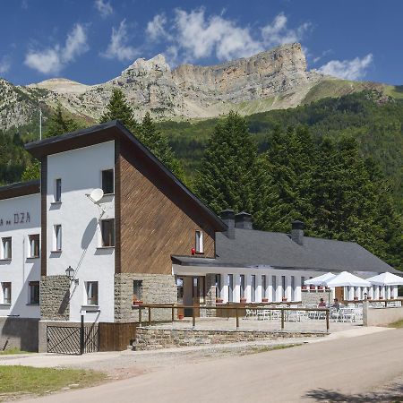 Camping Selva De Oza Hotel Hecho Exterior photo